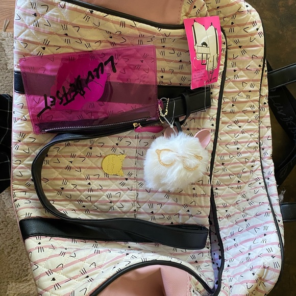 Luv Betsey weekender bag - Picture 3 of 7